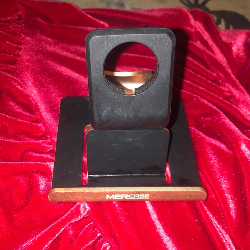 apple watch & iphone stand dock